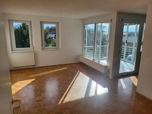 90m2 Wohn(t)raum ab sofort zu vermieten! Bild 2