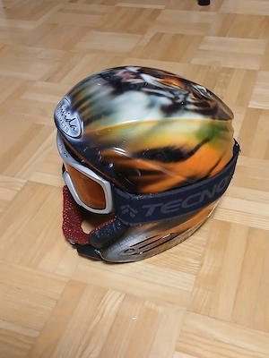 Skihelm Größe S56
