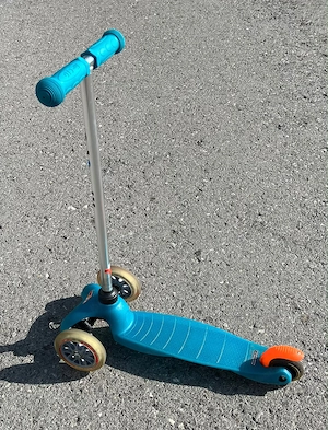  micro Scooter für kleine Kinder zu verkaufen Bild 2