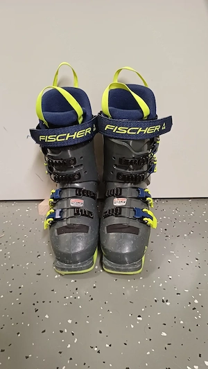 Kinder Skischuhe Fischer RC4 60 JR (21,5 MP; Schuhgröße 34)  Bild 2