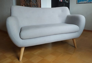 schönes 2-Sitzer Sofa von INTERIO Bild 2