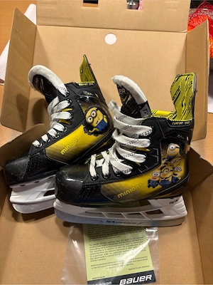 Eislaufschuhe im Minions-Design Bild 5