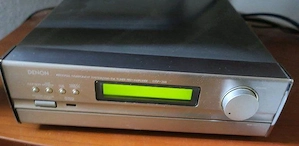 Denon Vorverstärker UTP 250 mit Fernbedienung Bild 3