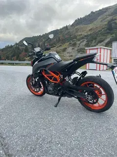 KTM 390 duke Bild 5