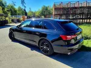 Audi A4 Avant 40 TDI S line Bild 4