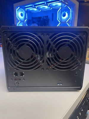 Synology DiskStation DS920+, 4GB RAM, 2x RJ-45 1000Base-T, 2x USB-A 3.0 Bild 2