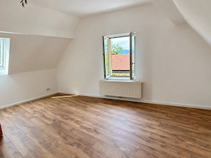 Helle 2,5 Zimmer Dachgeschosswohnung in Lauterach zu vermieten Bild 2