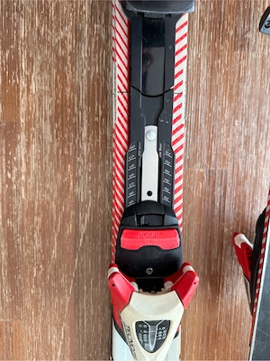 TECNOPRO XT Team   Junior Carving-Ski in 120 cm mit Bindung. Bild 3
