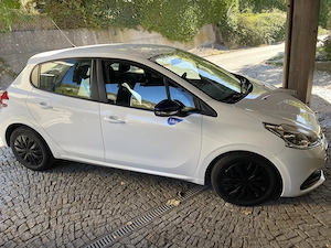 Peugeot 208 Like Bild 2