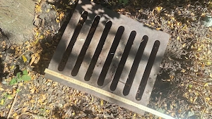 Gullydeckel, Wasserkanal Deckel, Gusseisen Bild 4