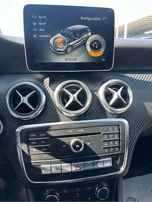 Mercedes A200d Automatik AMG-Line Bild 8