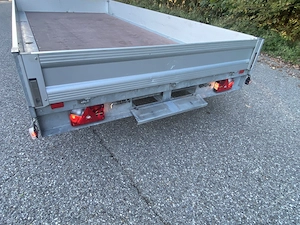 Humer Hochlader 4x2 mit Alurampen  Bild 4