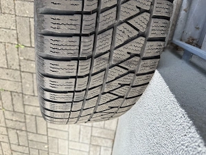 Jeep Grand Cherokee original 20Zoll Felgen mit WR Bild 2
