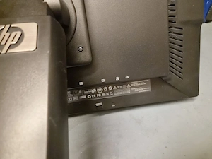 2 HP-Bildschirme zu verkaufen Bild 4