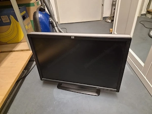 2 HP-Bildschirme zu verkaufen Bild 2