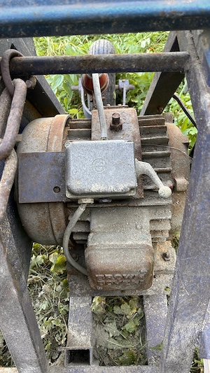selbstgebaute stabile Wippsäge, Sägeblattdurchmesser 63 cm, 4,4 kW Bild 5