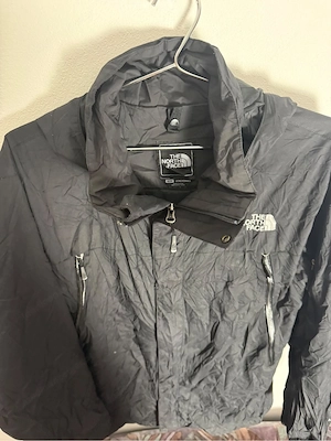 The North Face Schwarze Waterproof Shell-Jacke Bild 2