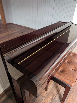 Samick Klavier   Wandpiano Bild 2