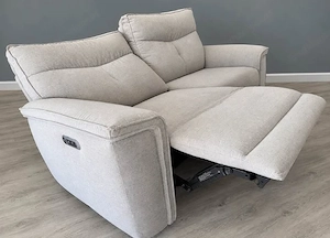 Elektrisches 2-Sitzer-Sofa mit USB-Anschluss Bild 3