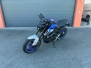 Yamaha MT-125 Bild 2