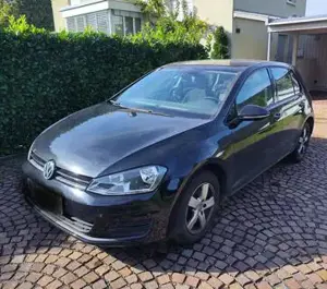 VW Golf Bild 2