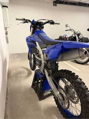 Yamaha 450ccm Bild 3