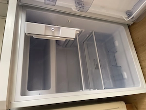 Kühlschrank mit Gefrierfach Bild 3