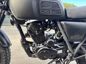 Brixton BX 125X Motorrad Bild 5