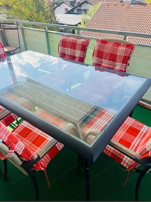 Neue Rattanmöbel für den Balkon Bild 4