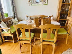 Neue Essecke mit 2 Bänken und 3 Stühlen Bild 2