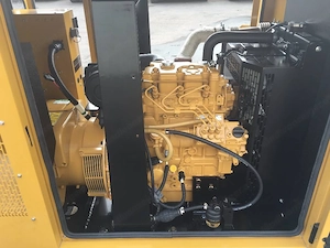 Dieselgenerator 13,5 KWA Caterpillar DE13.5E3 Bild 5