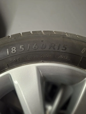 Hyundai Felgen mit dunlop Sommerreifen  Bild 4