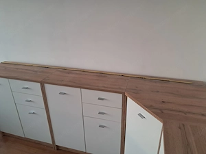 Praktischer Eckkasten Eckschrank Bild 5