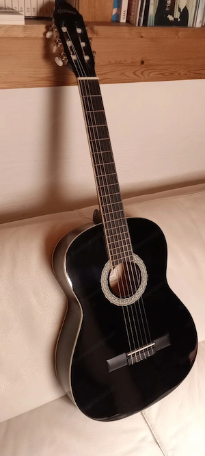 schöne Klassikgitarre, guter Zustand, neue Saiten Bild 4