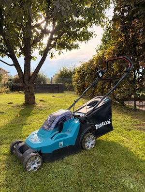 Makita DLM382 Akku-Rasenmäher Bild 5