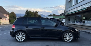 Volkswagen Golf 1,2 TSI Rabbit Jubiläum Edition *SHZ *PDC *17"LM Bild 4