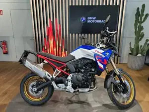 BMW F 900 GS  Bild 2