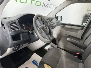 VW Transporter Bild 9