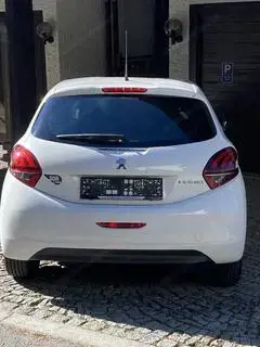 Peugeot 208 Bild 3