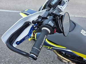 Husqvarna 701 SM 2022, offene Leistung eingetragen, nur 8980 km Bild 9