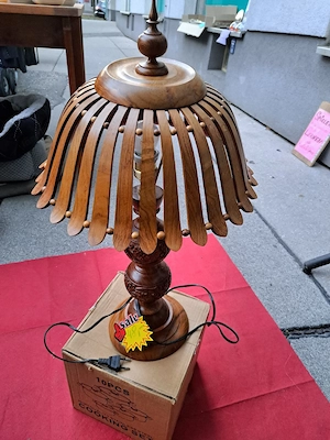 Eine wunderschöne Tischlampe !! Bild 5