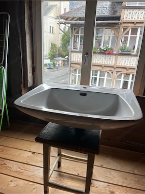 Waschbecken Bild 3