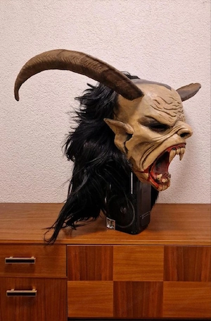 Krampusmaske Bild 3