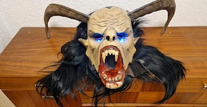 Krampusmaske Bild 2