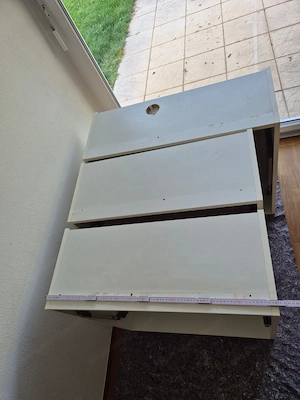 Hängeschränke  Bild 3