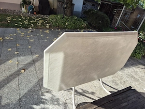 Gartentisch Bild 3