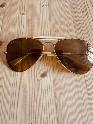 Sonnenbrille der Marke RayBan