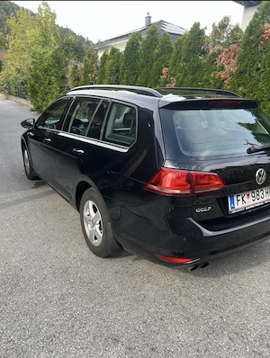 VW Golf Variant 2.0 TDI 4 Motion Bild 2