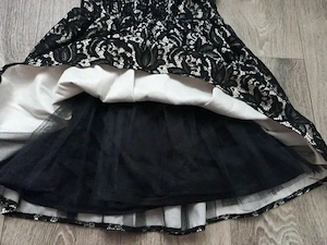 Schwarz-weißes Kleid, Größe 38 Bild 3