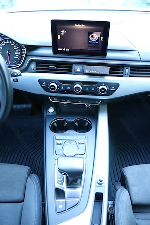 Audi A4 Anhängerkupplung  Bild 8